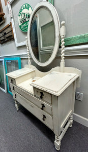 4 Drawer Distressed Vanity